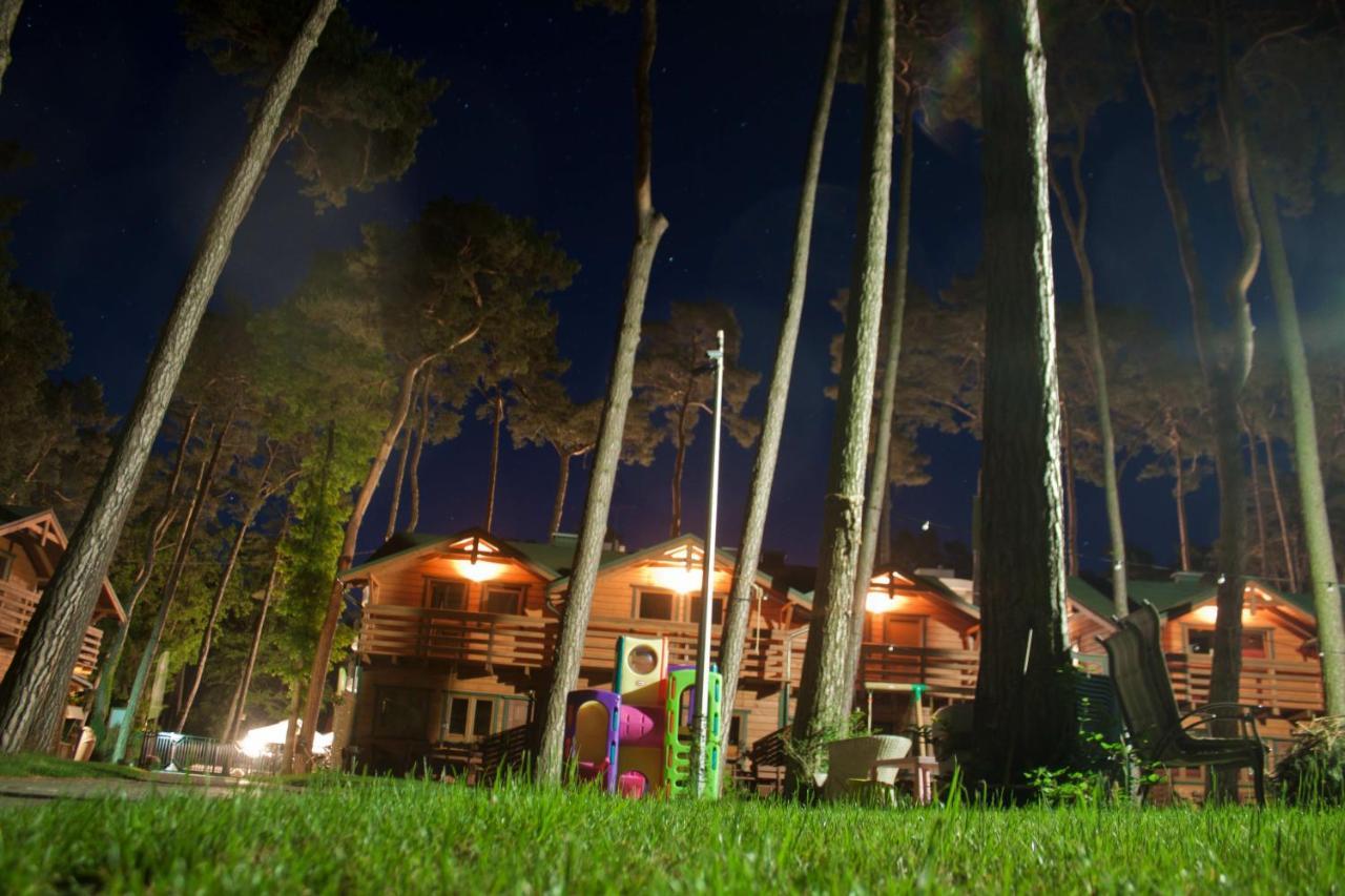Natura Park Ustronie Morskie - Domki, Apartamenty Екстериор снимка