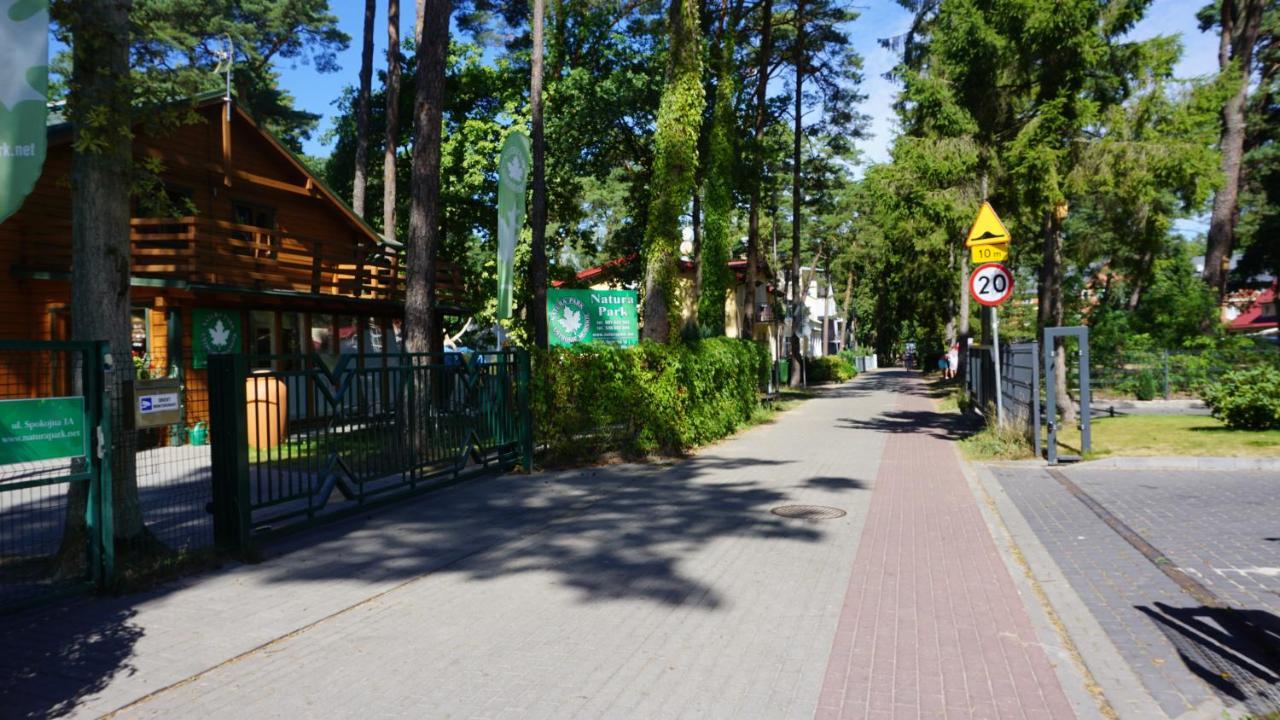 Natura Park Ustronie Morskie - Domki, Apartamenty Екстериор снимка