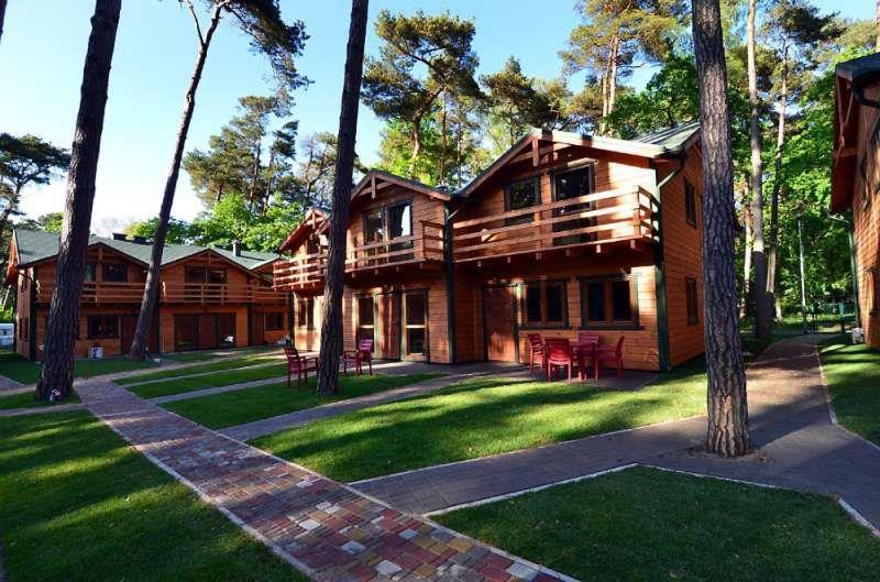 Natura Park Ustronie Morskie - Domki, Apartamenty Екстериор снимка